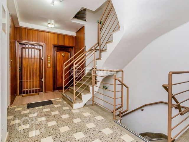 Apartamento com 82m², 2 dormitórios, Petrópolis em Porto Alegre