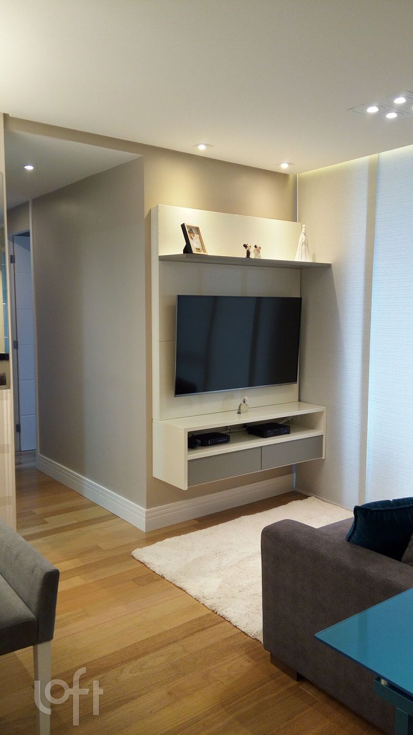 Apartamento à venda com 2 quartos, 45m² - Foto 1