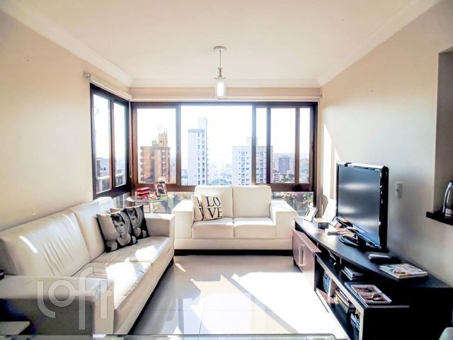 Apartamento com 79m², 2 dormitórios, 1 suíte, 2 vagas, Higienópolis em Porto Alegre