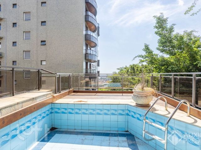 Apartamento com 383m², 3 dormitórios, 3 suítes, 3 vagas, Moinhos de Vento em Porto Alegre