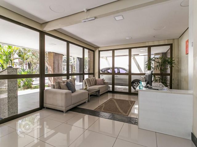 Apartamento com 73m², 2 dormitórios, 1 suíte, 1 vaga, São João em Porto Alegre