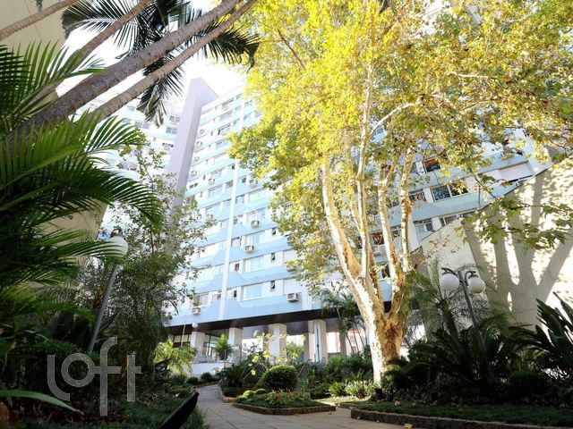 Apartamento com 68m², 2 dormitórios, 1 vaga, Floresta em Porto Alegre