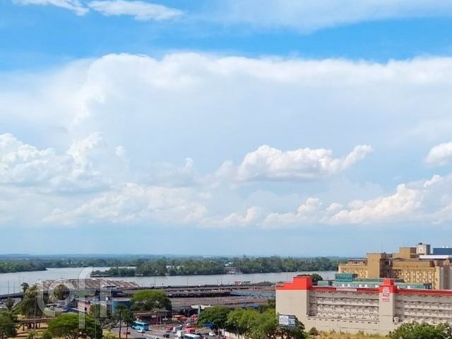 Apartamento com 68m², 2 dormitórios, 1 vaga, Floresta em Porto Alegre