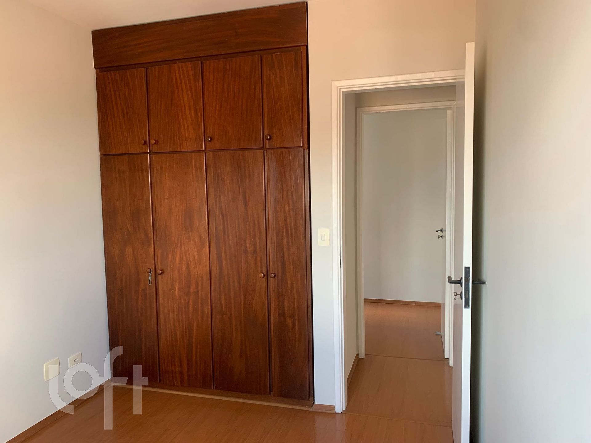 Apartamento à venda com 3 quartos, 70m² - Foto 4