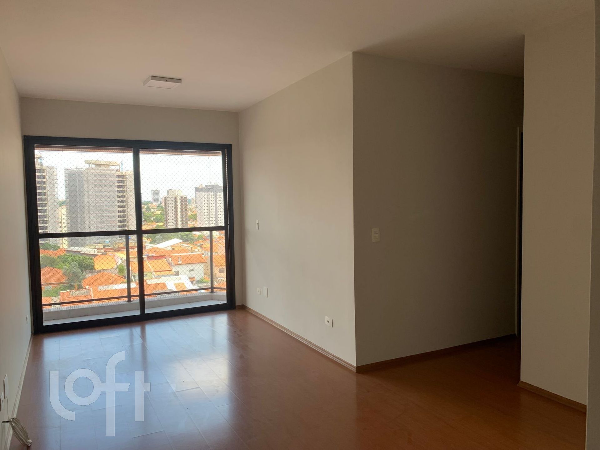 Apartamento à venda com 3 quartos, 70m² - Foto 1