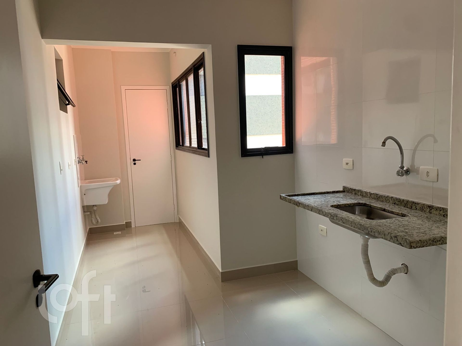 Apartamento à venda com 3 quartos, 70m² - Foto 14