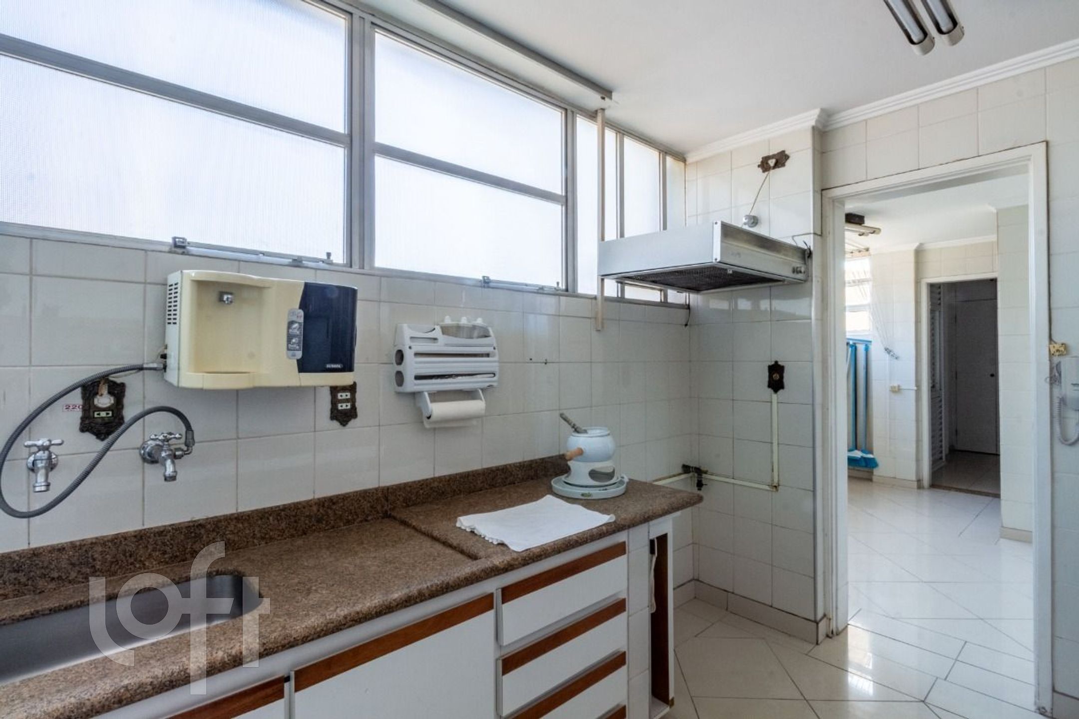 Apartamento à venda com 2 quartos, 95m² - Foto 8