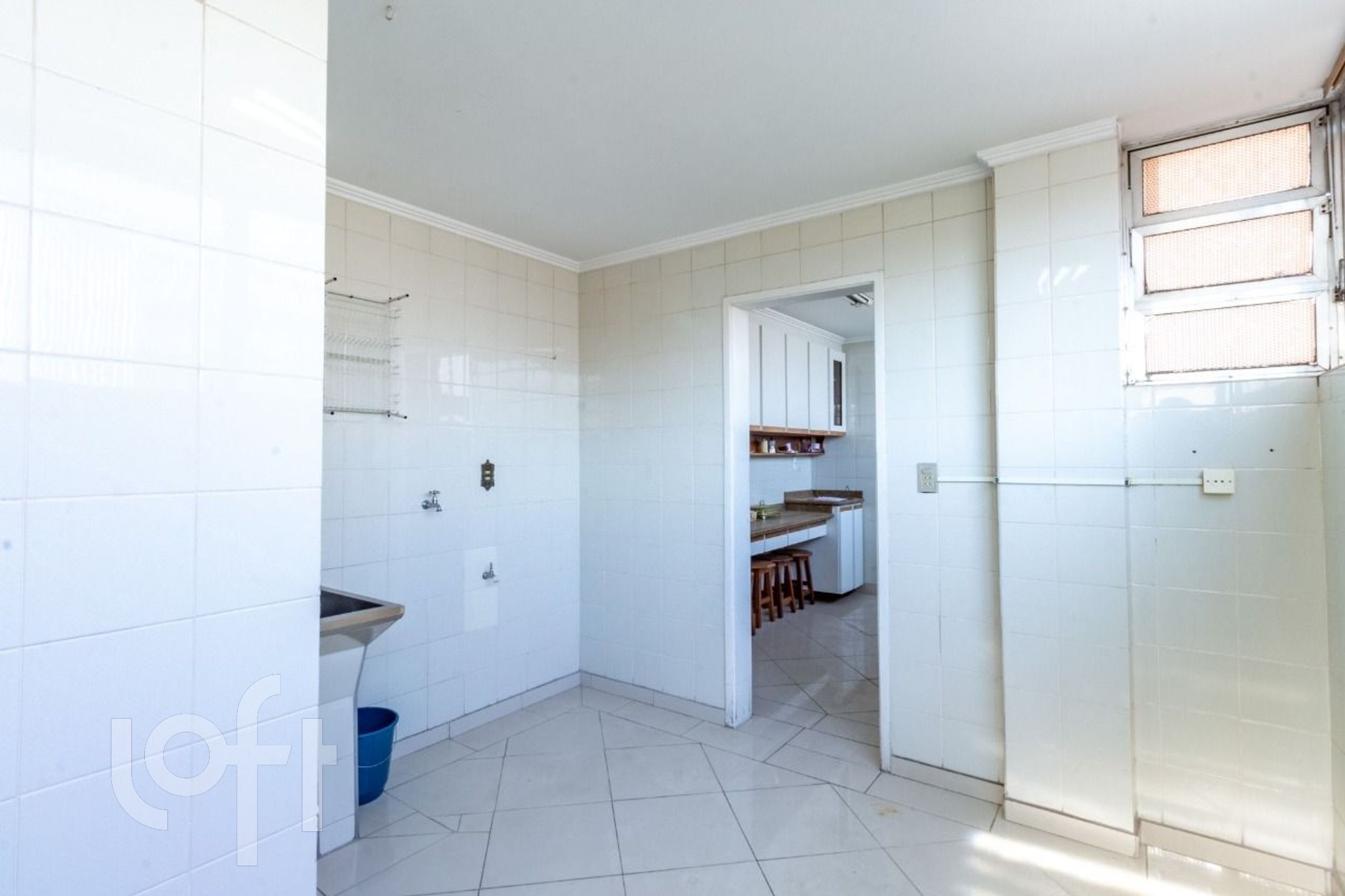 Apartamento à venda com 2 quartos, 95m² - Foto 11