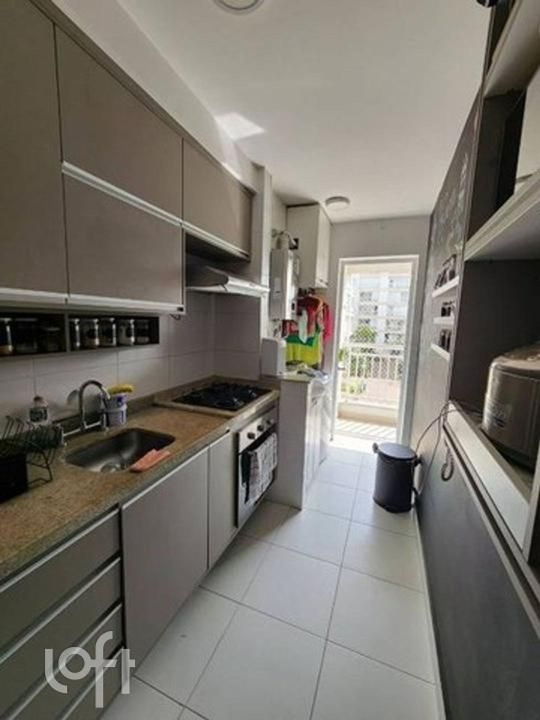 Apartamento à venda com 2 quartos, 61m² - Foto 3