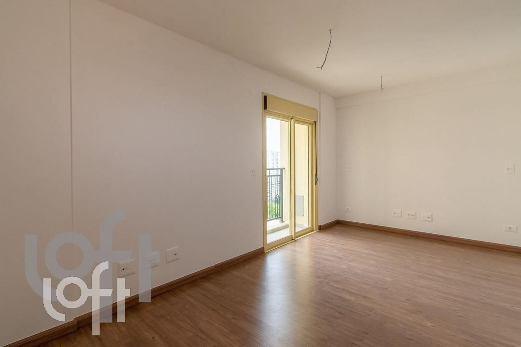 Apartamento à venda com 2 quartos, 66m² - Foto 4