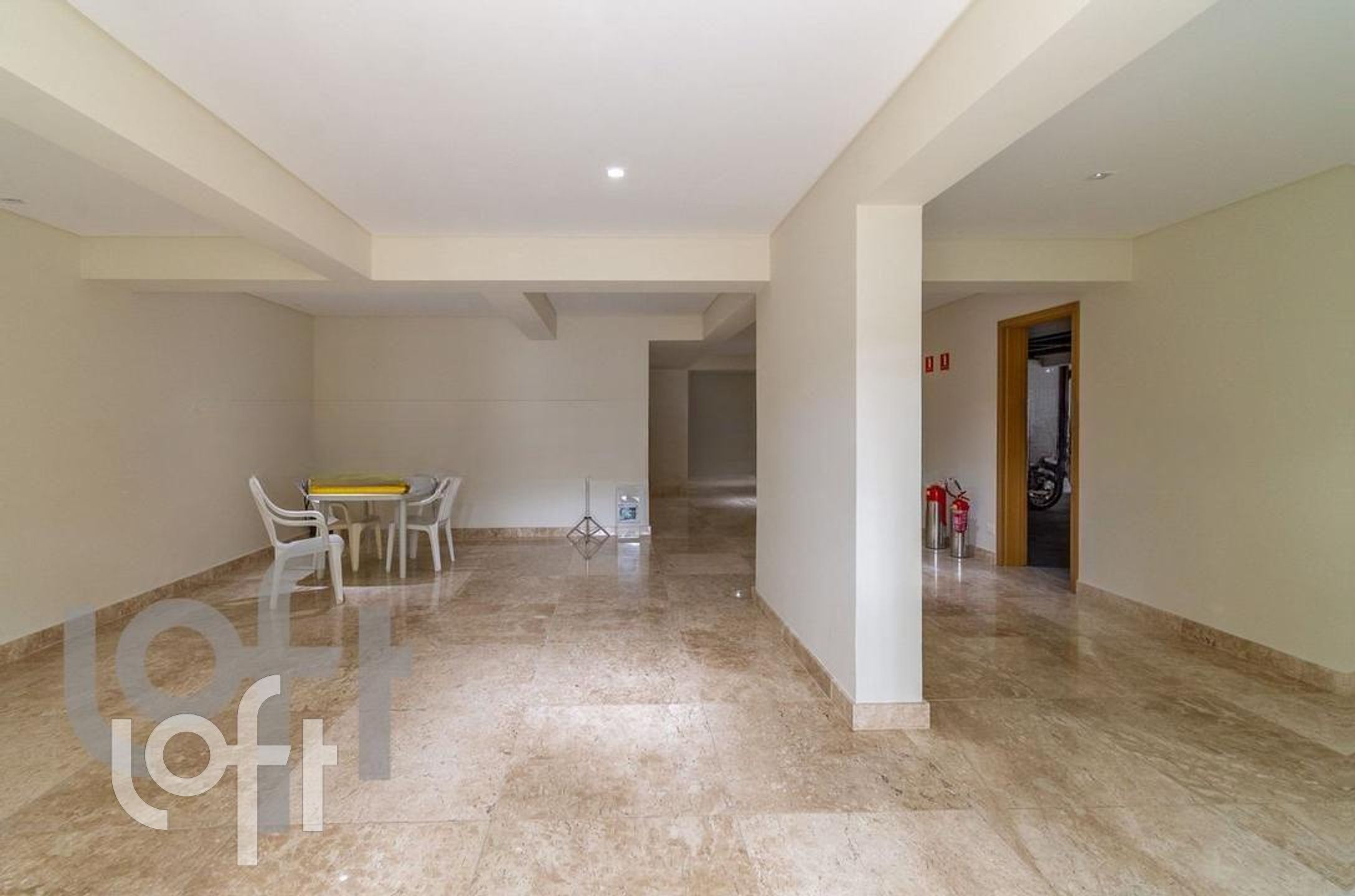 Apartamento à venda com 2 quartos, 66m² - Foto 28