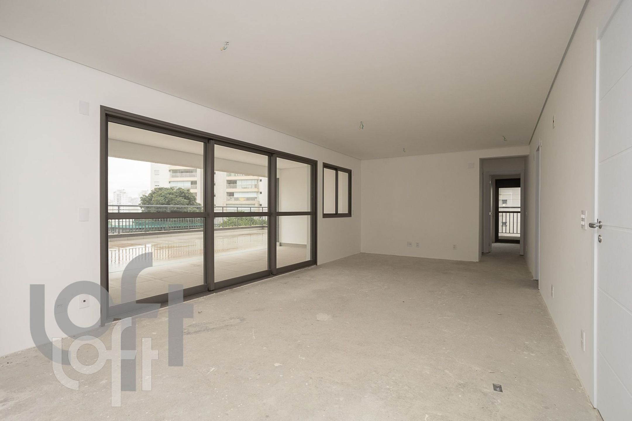 Apartamento à venda com 3 quartos, 216m² - Foto 18