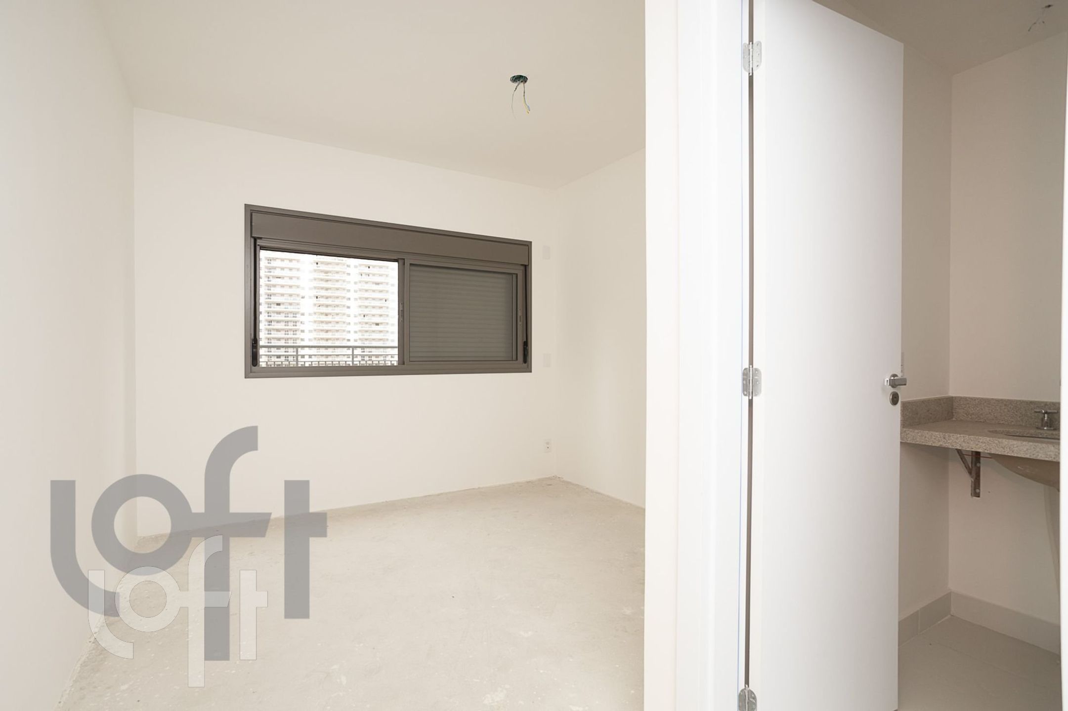 Apartamento à venda com 3 quartos, 216m² - Foto 5