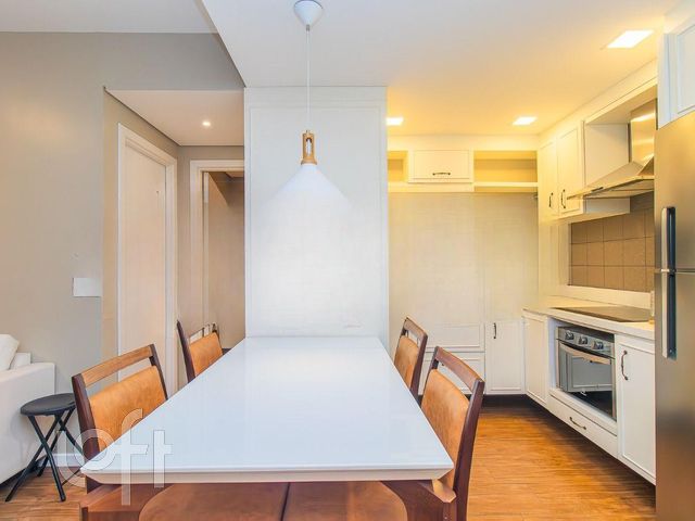 Apartamento com 48m², 1 dormitório, 1 vaga, Petrópolis em Porto Alegre
