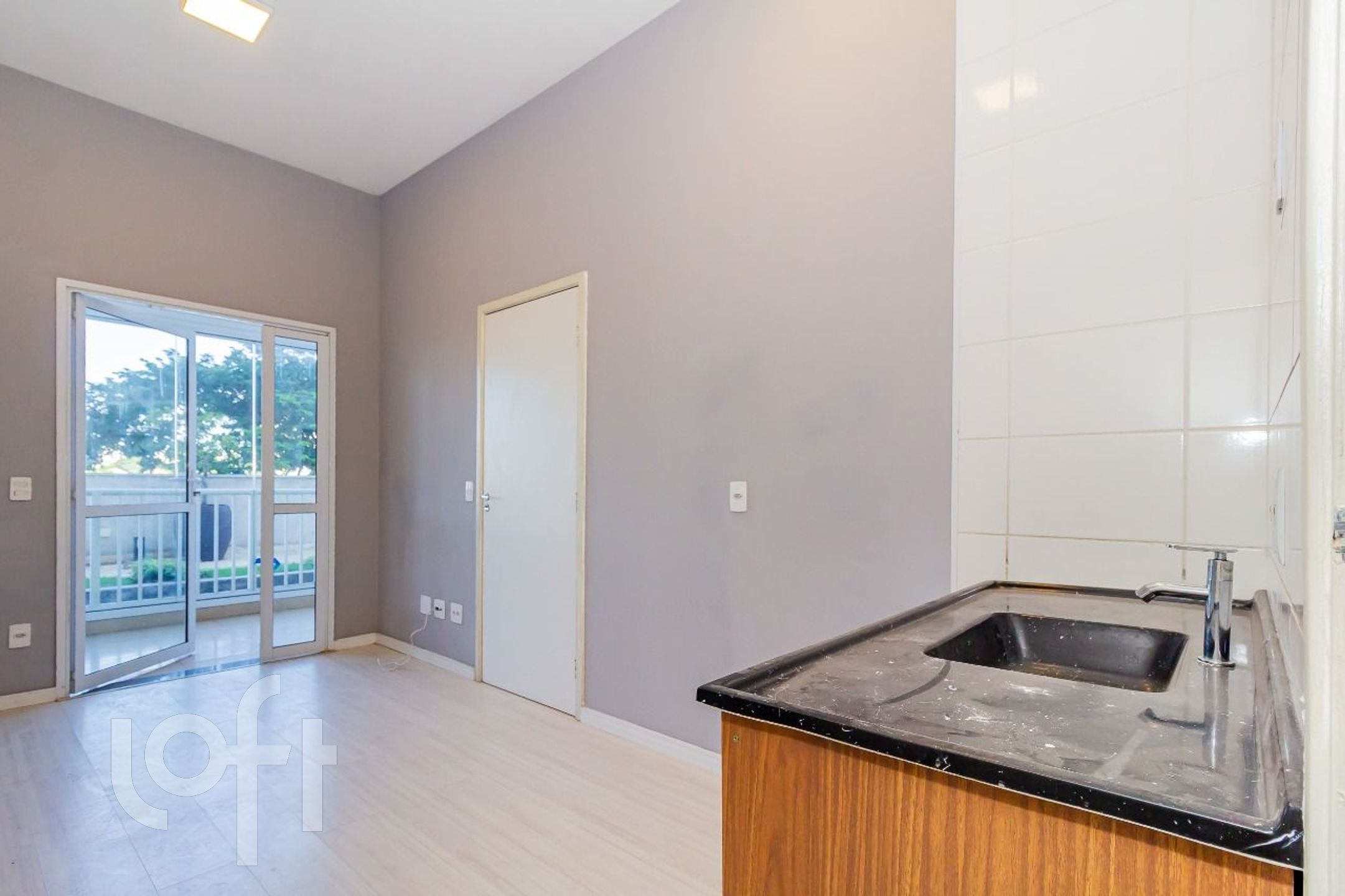 Apartamento à venda em Cambuci com 34 m², 1 quarto