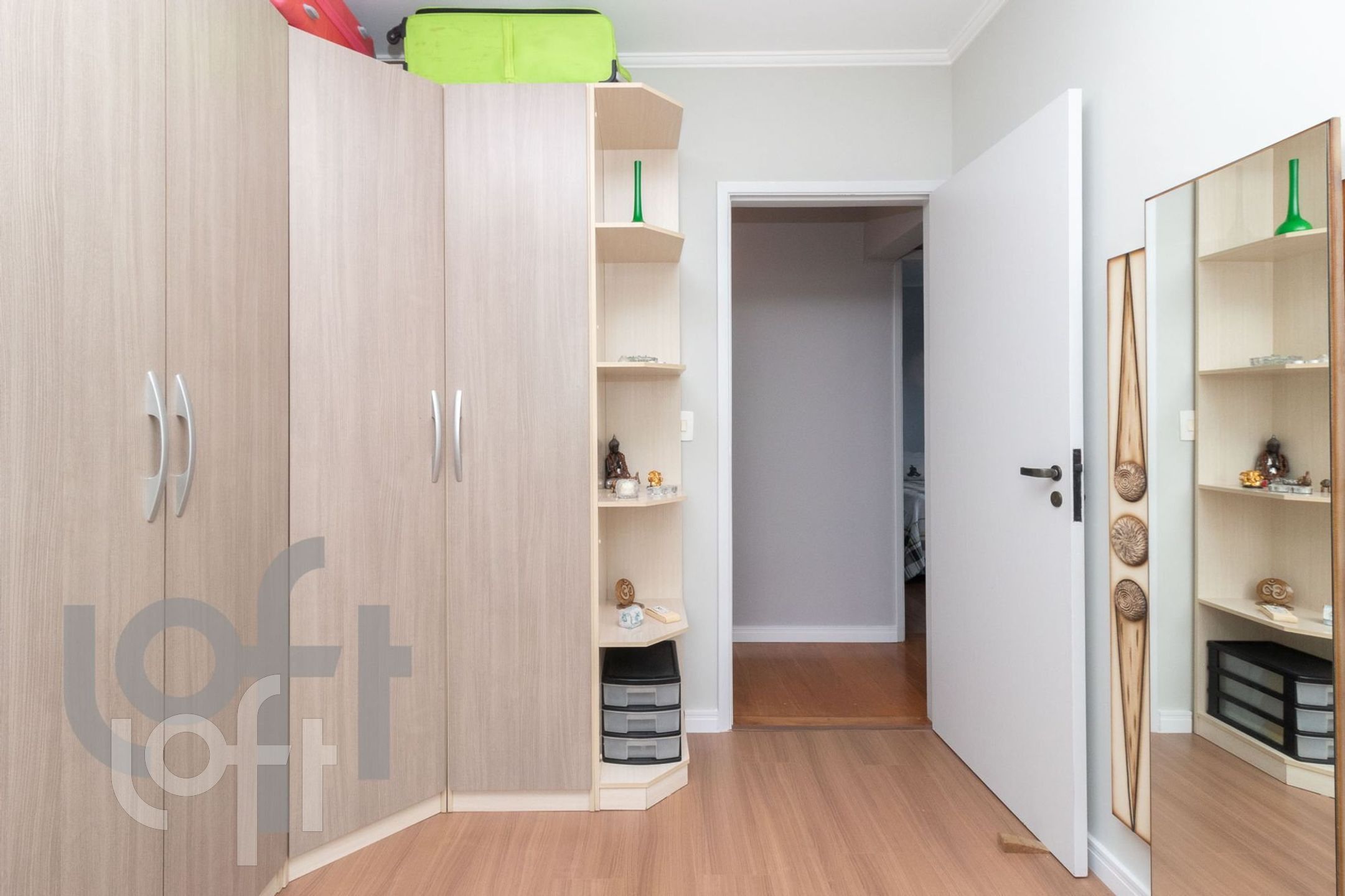 Apartamento à venda com 3 quartos, 90m² - Foto 4