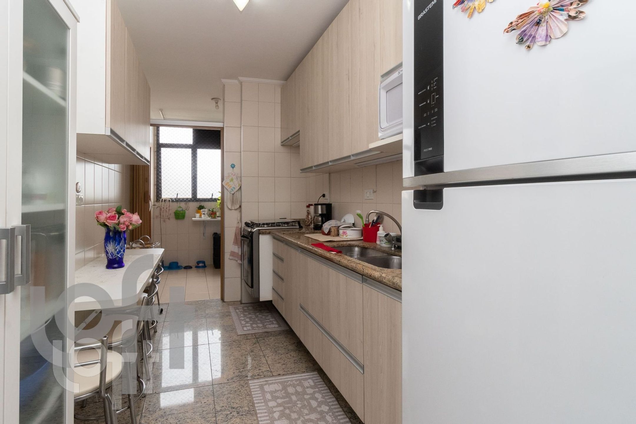 Apartamento à venda com 3 quartos, 90m² - Foto 21