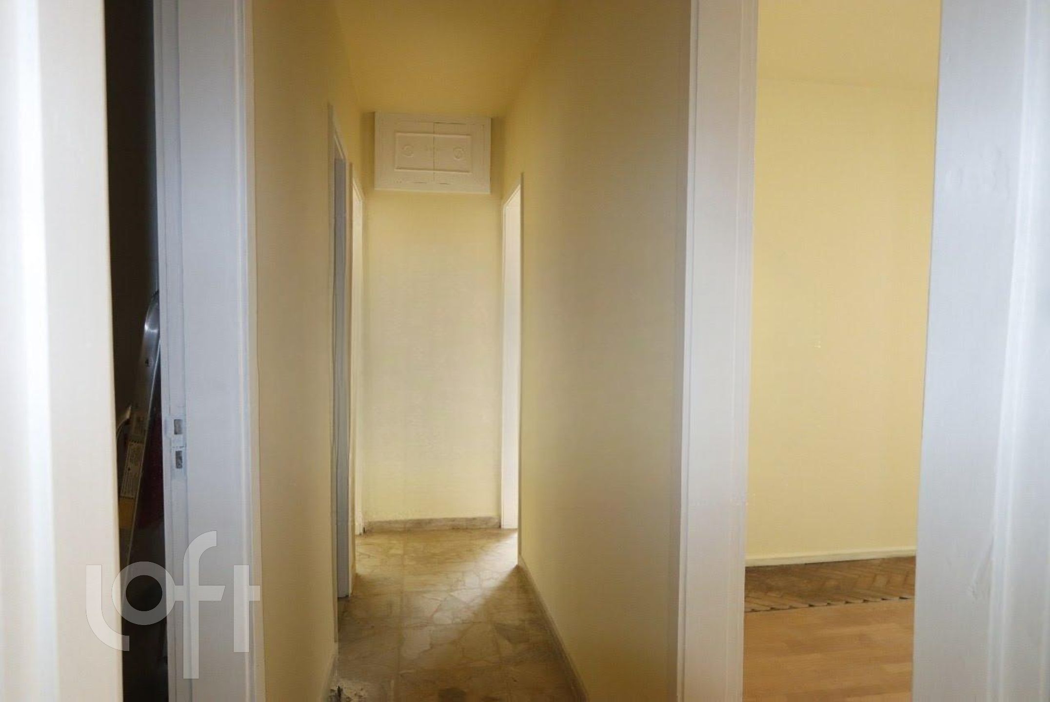 Apartamento à venda com 3 quartos, 85m² - Foto 11