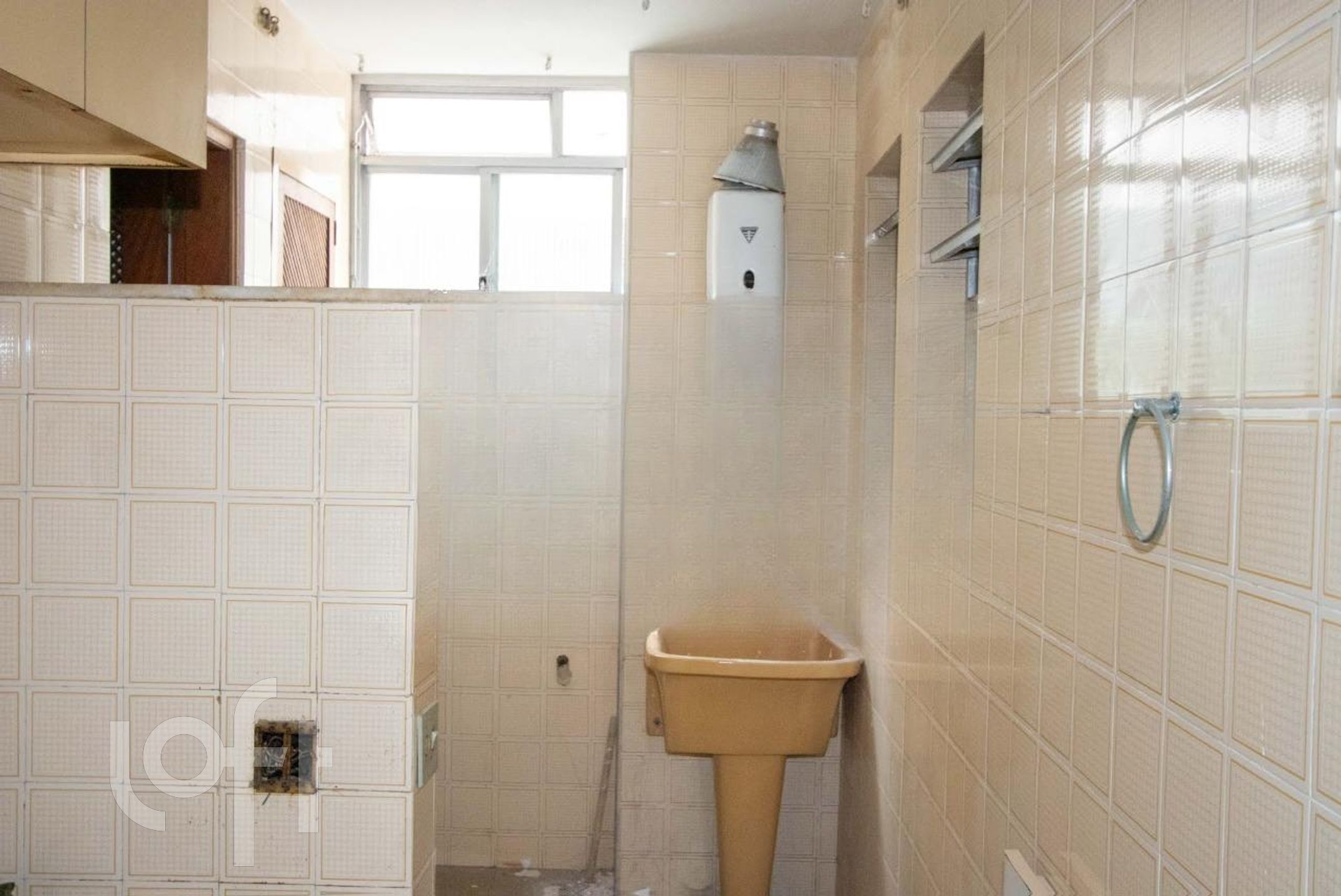 Apartamento à venda com 3 quartos, 85m² - Foto 20