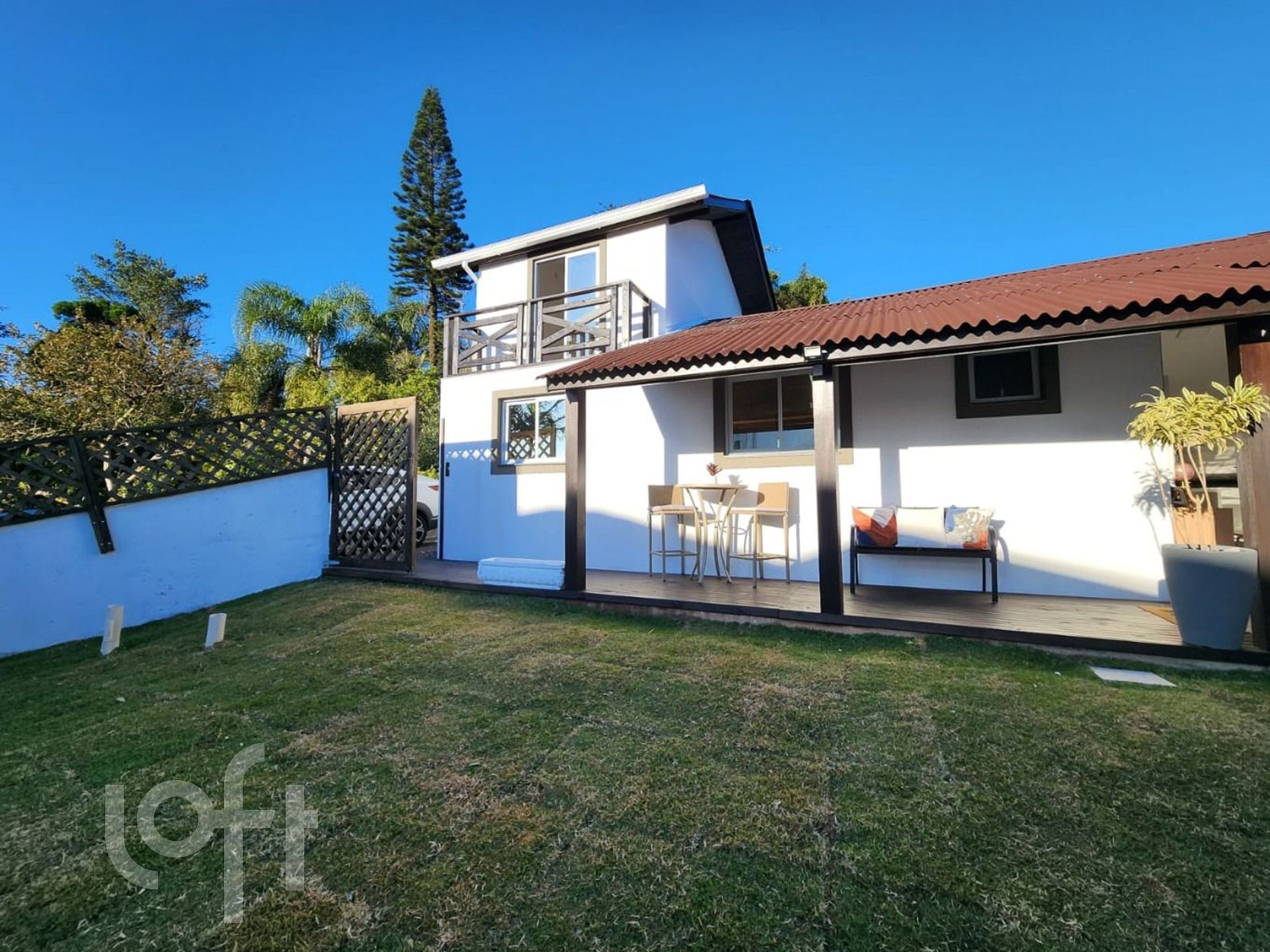 Casa à venda em Ingleses com 60 m², 3 quartos, 1 suíte, 1 vaga
