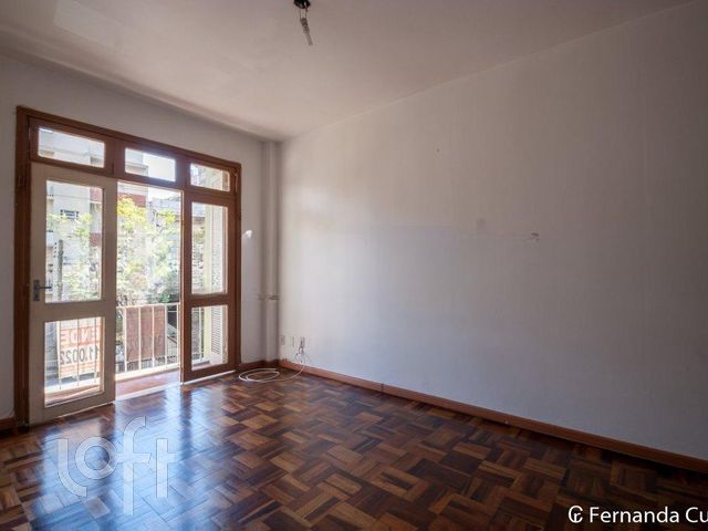 Apartamento com 74m², 2 dormitórios, Independência em Porto Alegre