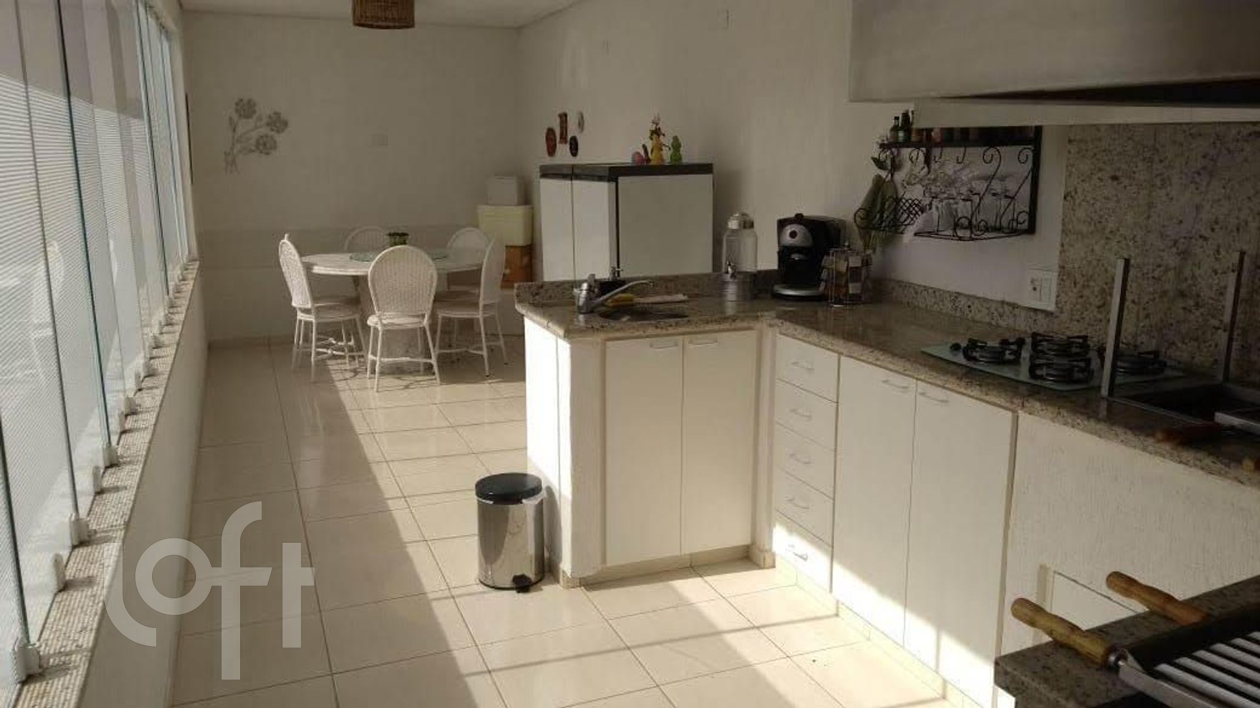 Casa à venda com 3 quartos, 150m² - Foto 4