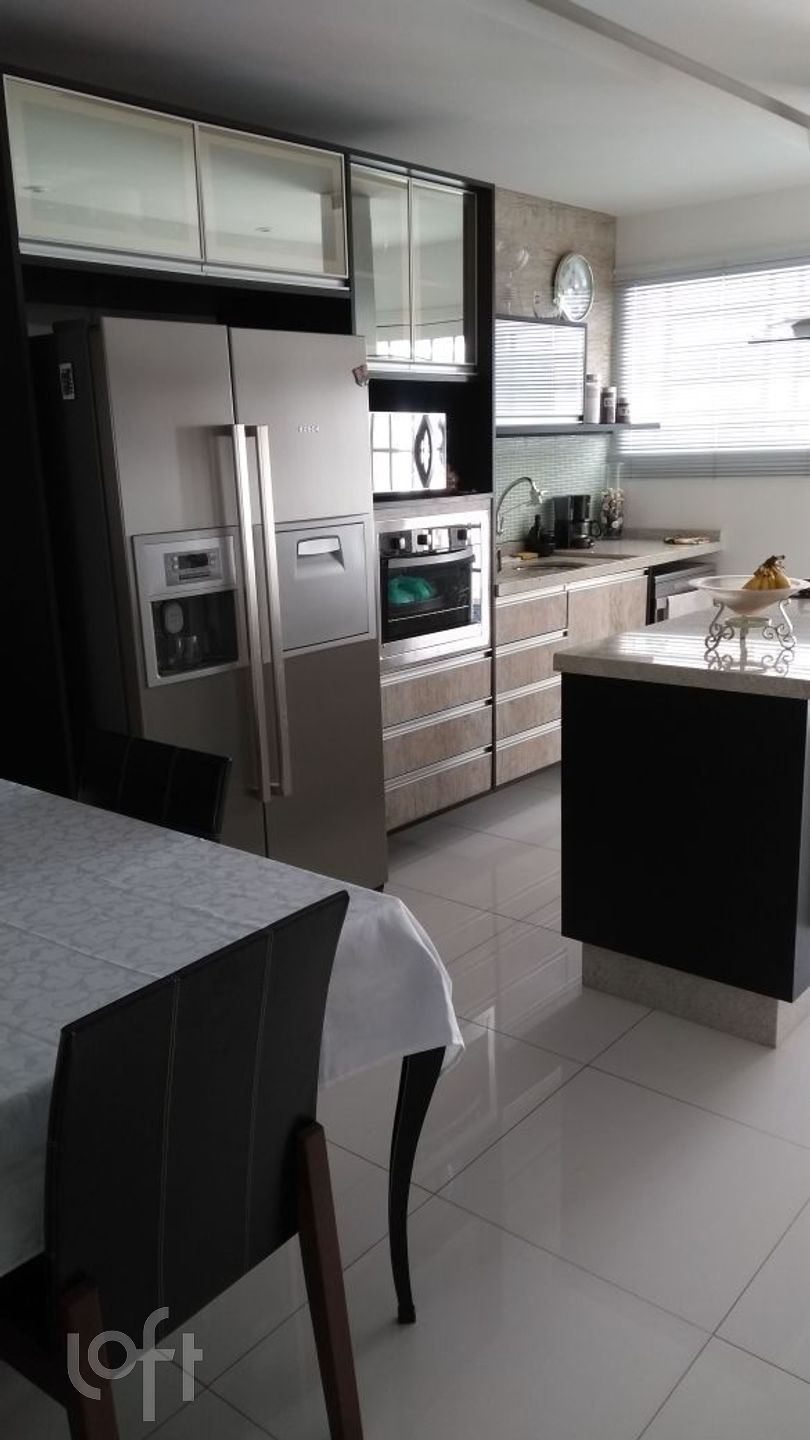 Casa à venda com 3 quartos, 150m² - Foto 2