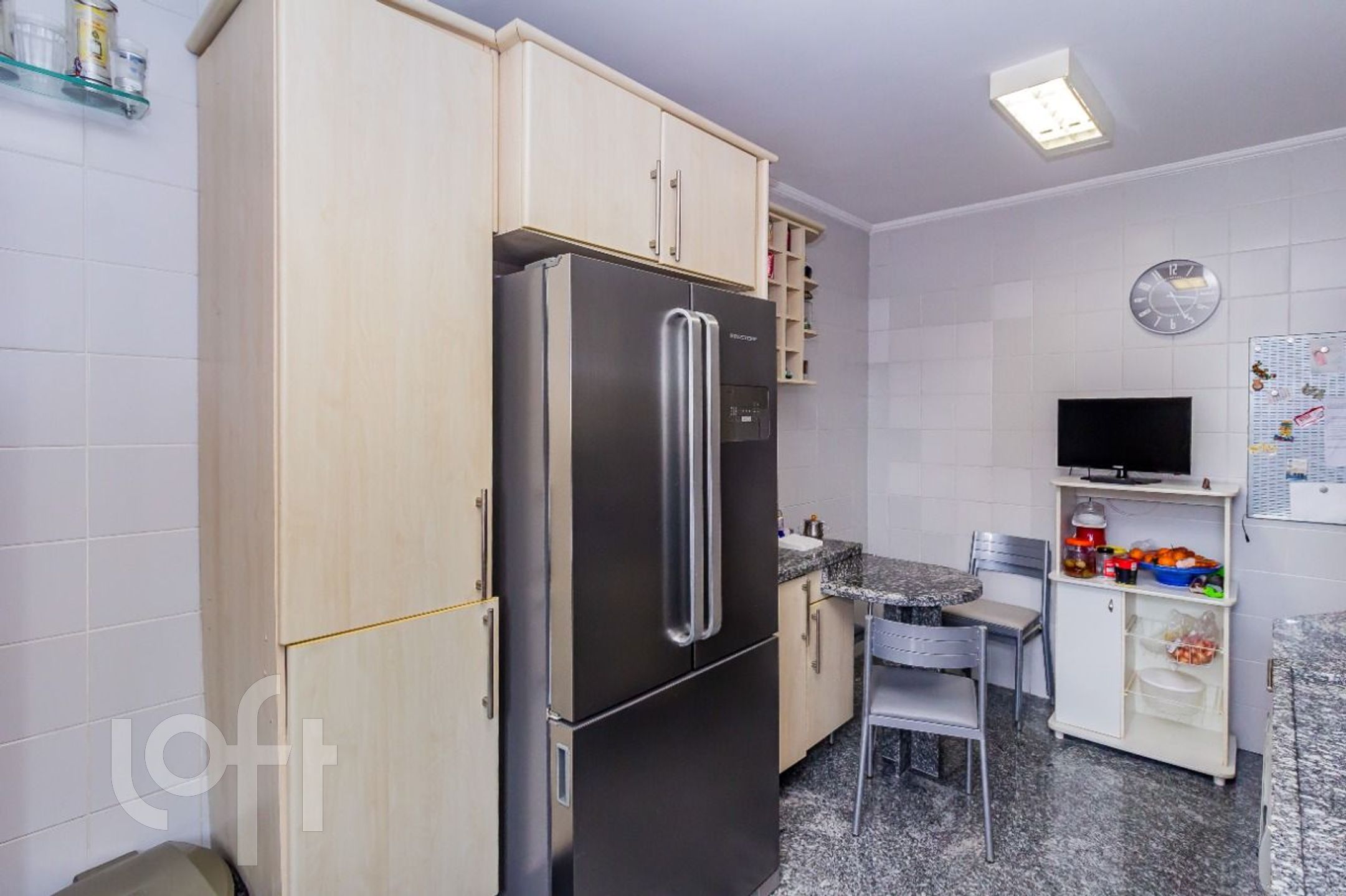 Apartamento à venda com 1 quarto, 160m² - Foto 12