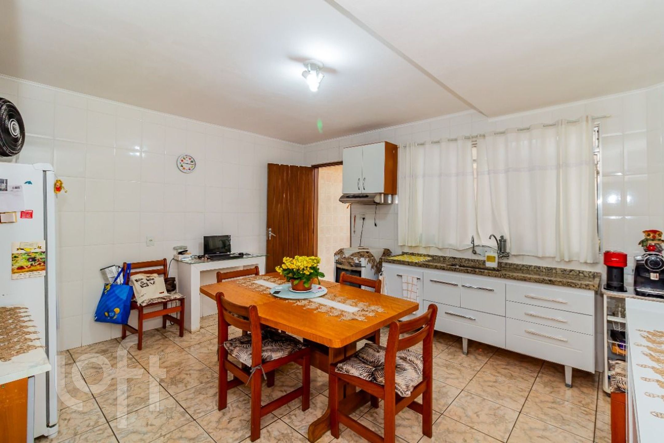 Casa à venda com 2 quartos, 200m² - Foto 36