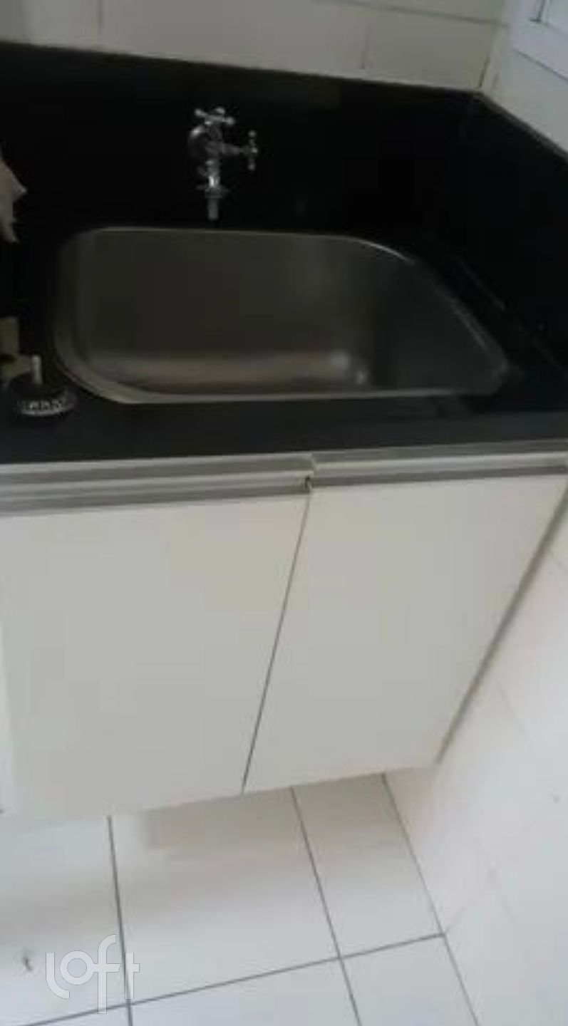 Apartamento à venda com 3 quartos, 64m² - Foto 3