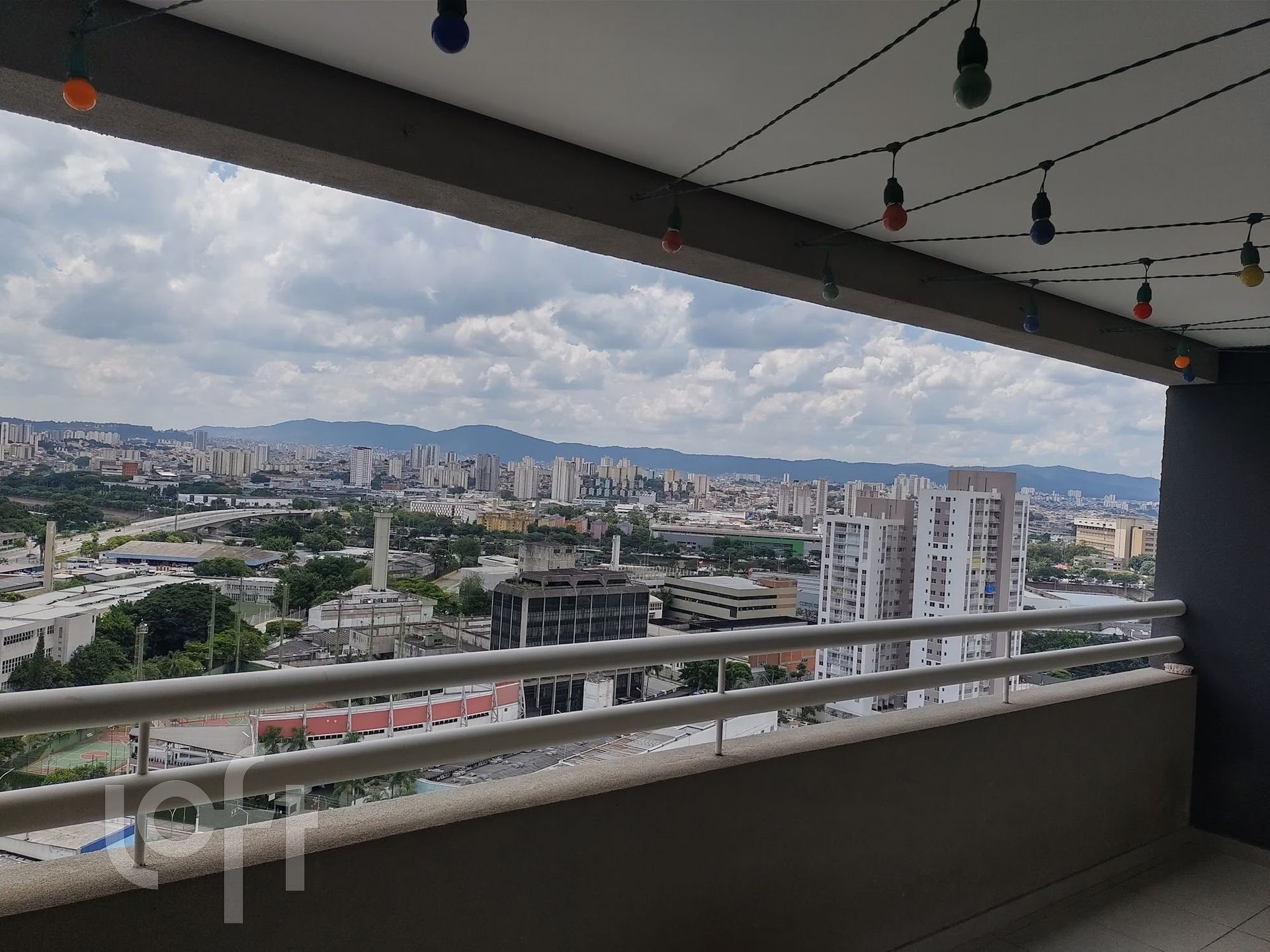 Apartamento à venda com 1 quarto, 47m² - Foto 5