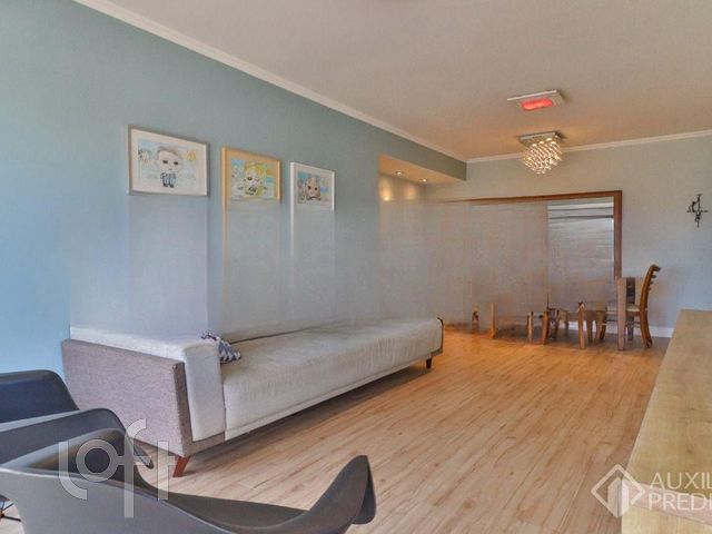 Apartamento com 84m², 3 dormitórios, 1 suíte, 1 vaga, Santana em Porto Alegre