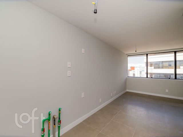 Apartamento com 27m², 1 dormitório, Três Figueiras em Porto Alegre