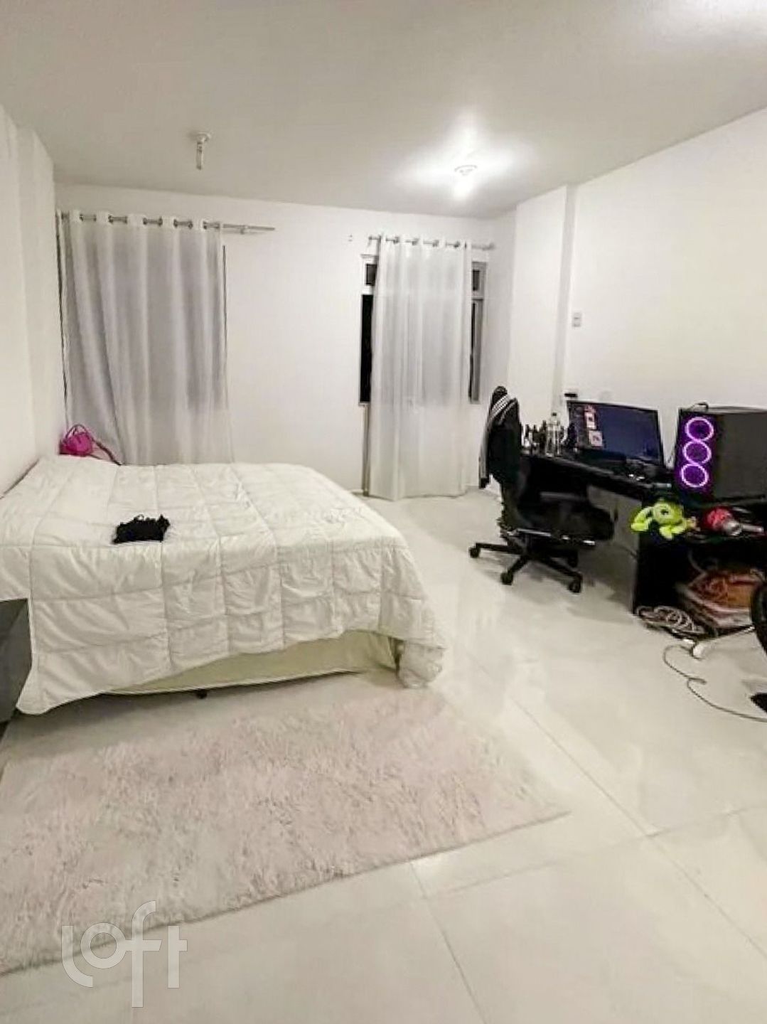 Apartamentos com 30m², 1 quarto, no bairro Centro em Florianópolis