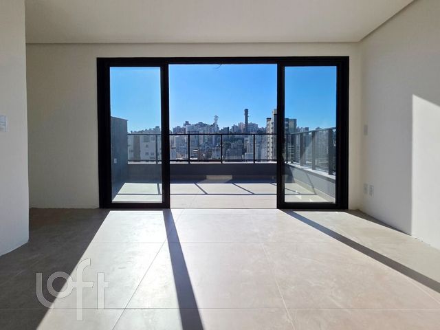 Apartamento com 133m², 3 dormitórios, 1 suíte, 2 vagas, Petrópolis em Porto Alegre