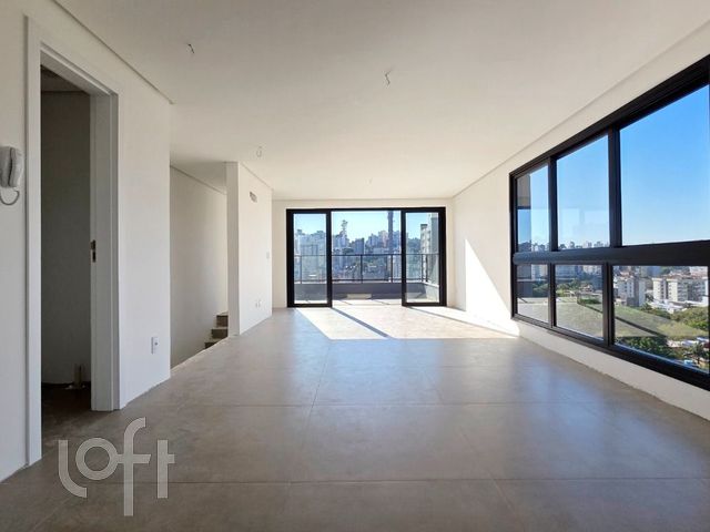Apartamento com 133m², 3 dormitórios, 1 suíte, 2 vagas, Petrópolis em Porto Alegre