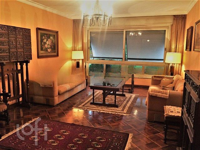 Apartamento com 280m², 5 dormitórios, 1 suíte, 3 vagas, Menino Deus em Porto Alegre