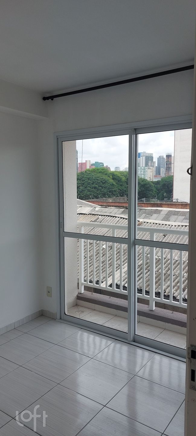 Apartamento à venda com 1 quarto, 32m² - Foto 7