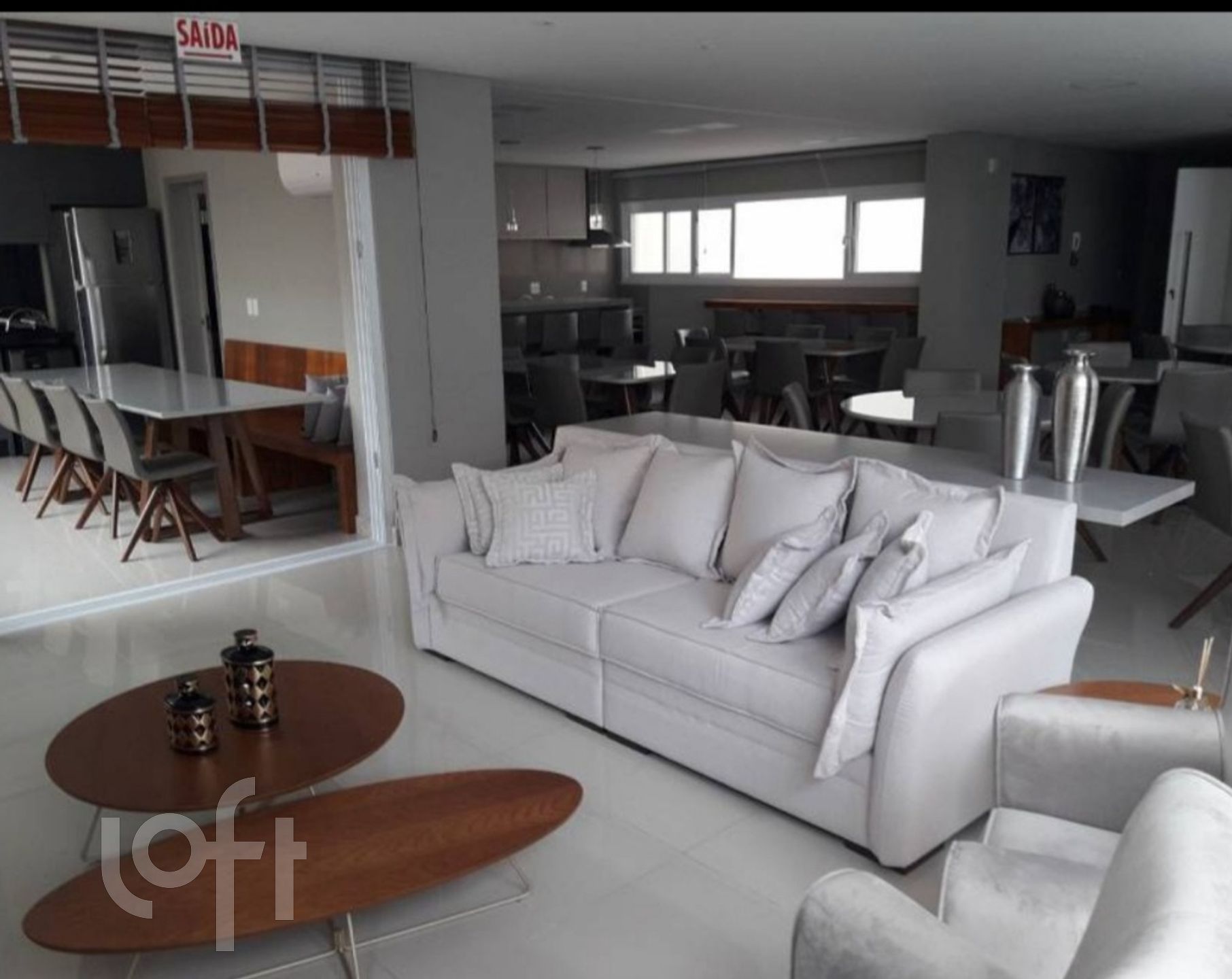 Apartamentos com 116m², 3 quartos, 1 suíte, 2 garagens, no bairro Centro em Florianópolis