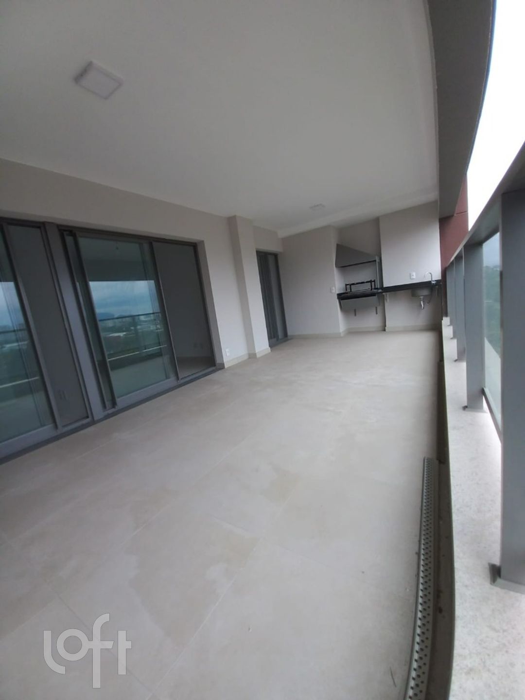 Apartamento à venda com 4 quartos, 147m² - Foto 22