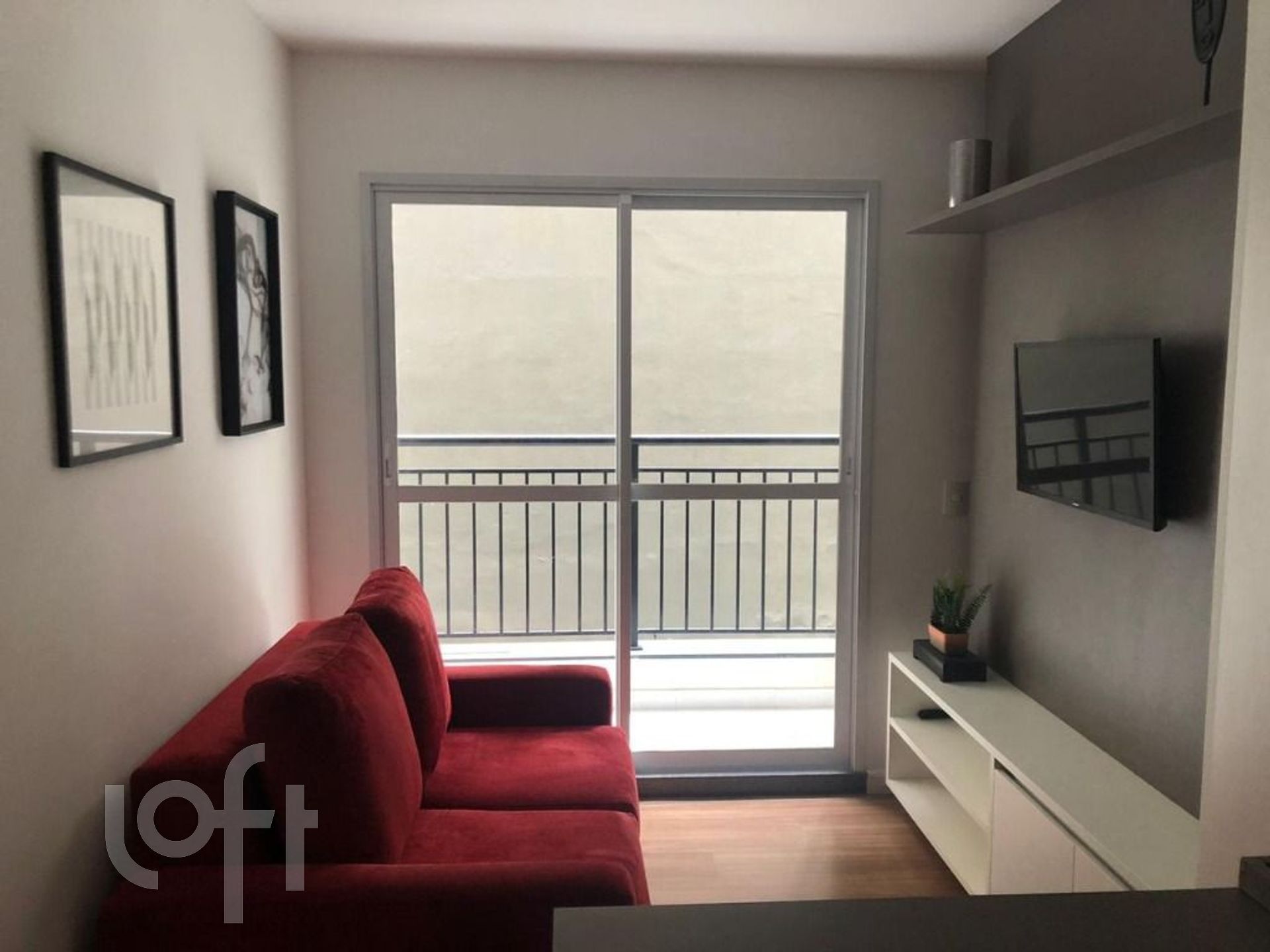 Apartamento à venda com 1 quarto, 28m² - Foto 1