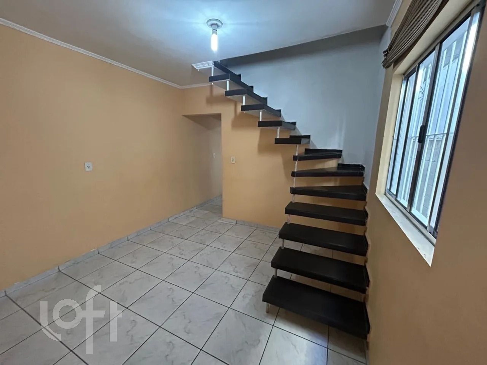 Casa à venda com 3 quartos, 186m² - Foto 2