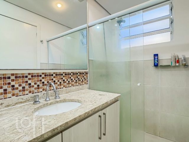 Apartamento com 104m², 3 dormitórios, 1 suíte, 1 vaga, Petrópolis em Porto Alegre