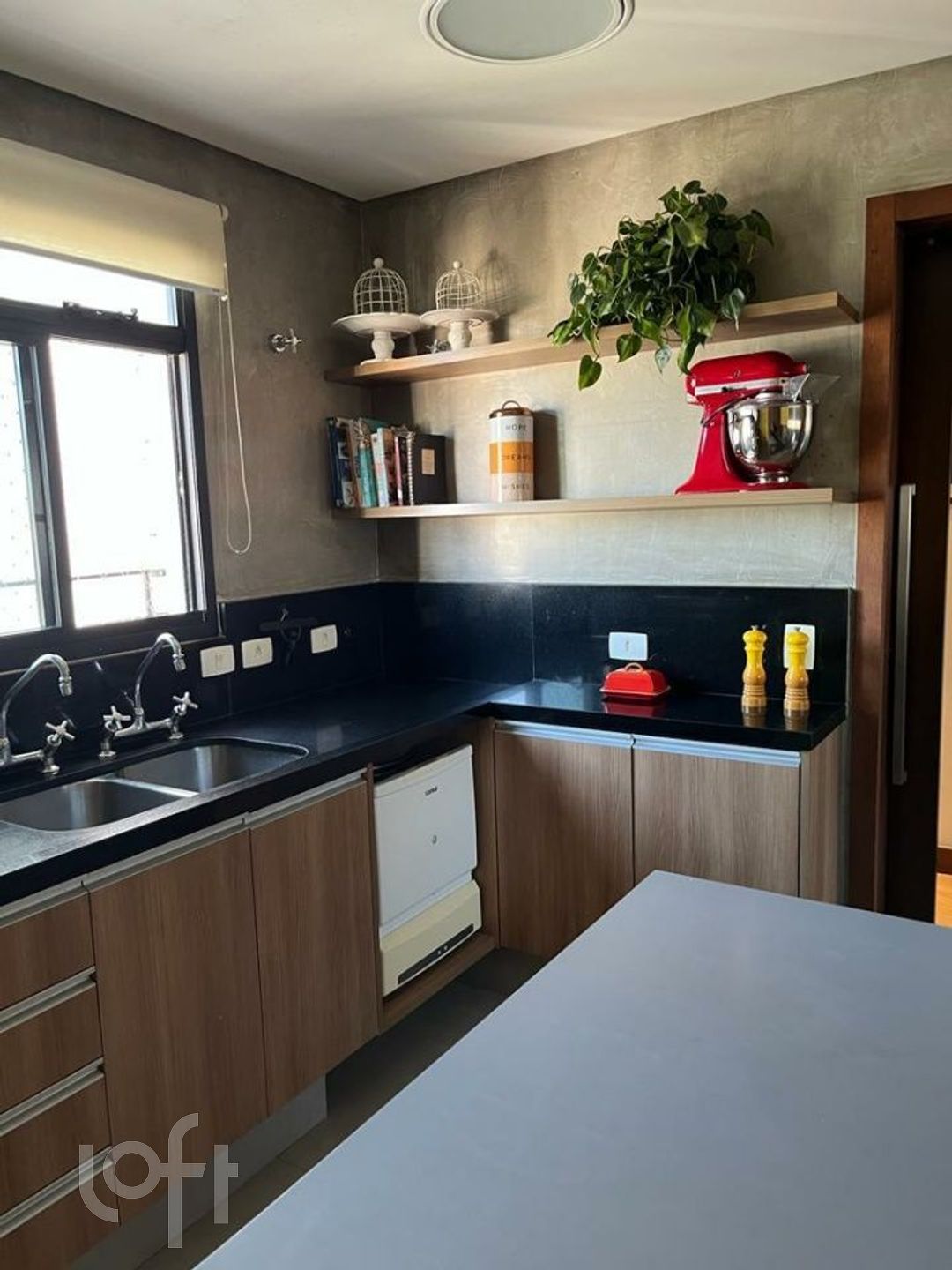 Apartamento à venda com 3 quartos, 300m² - Foto 7