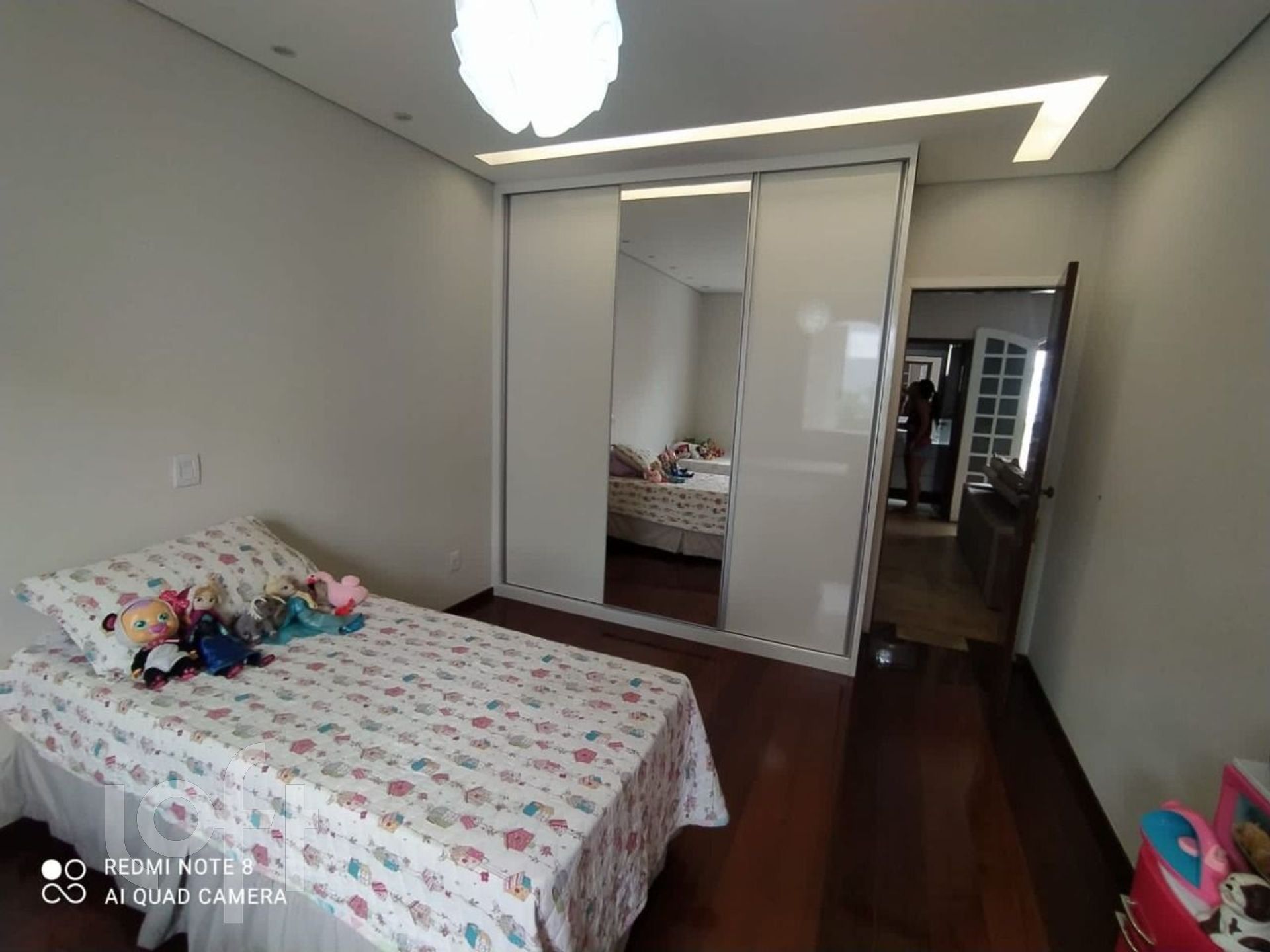 Casa à venda com 4 quartos, 275m² - Foto 22