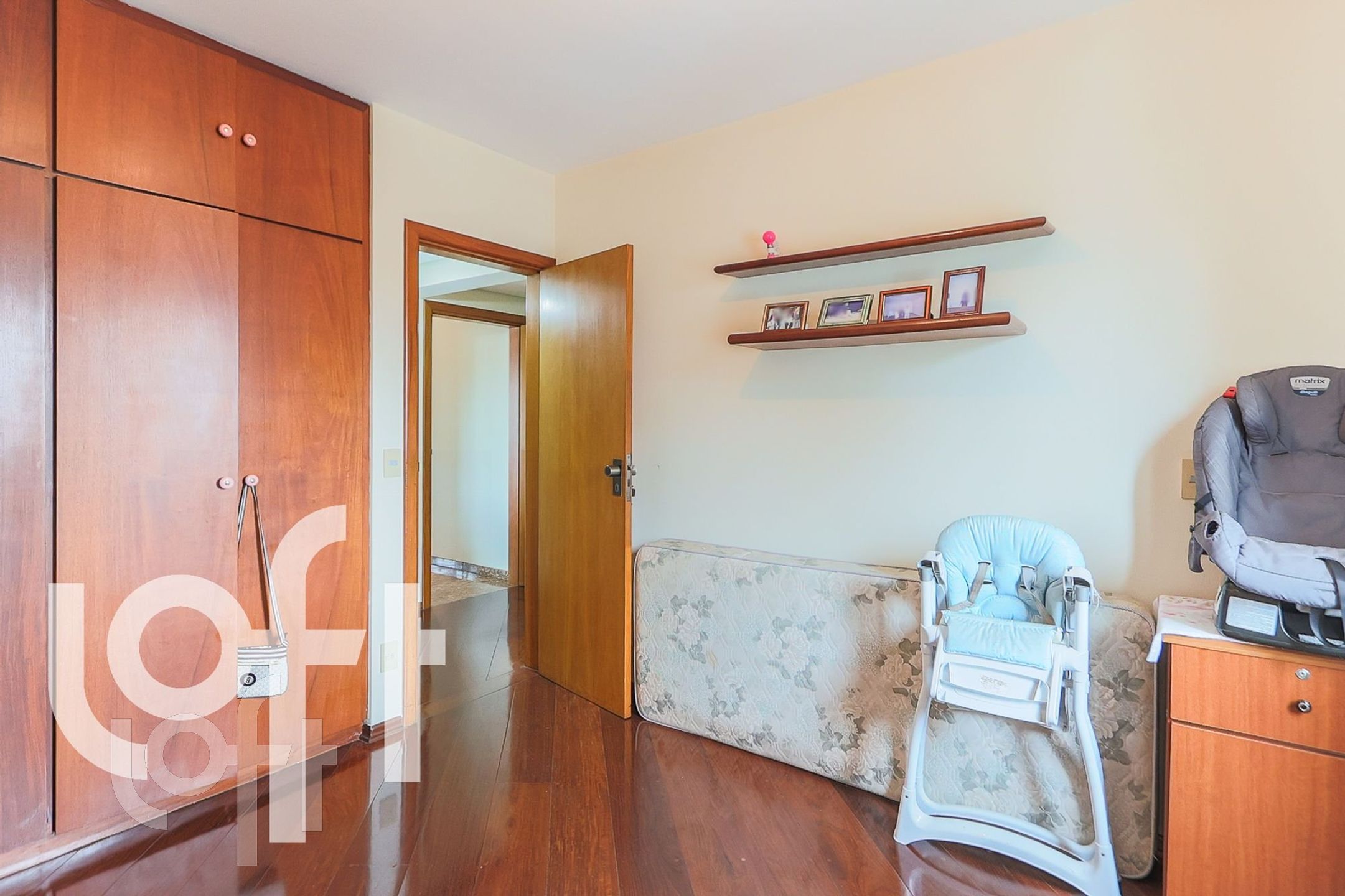 Apartamento à venda com 3 quartos, 186m² - Foto 8