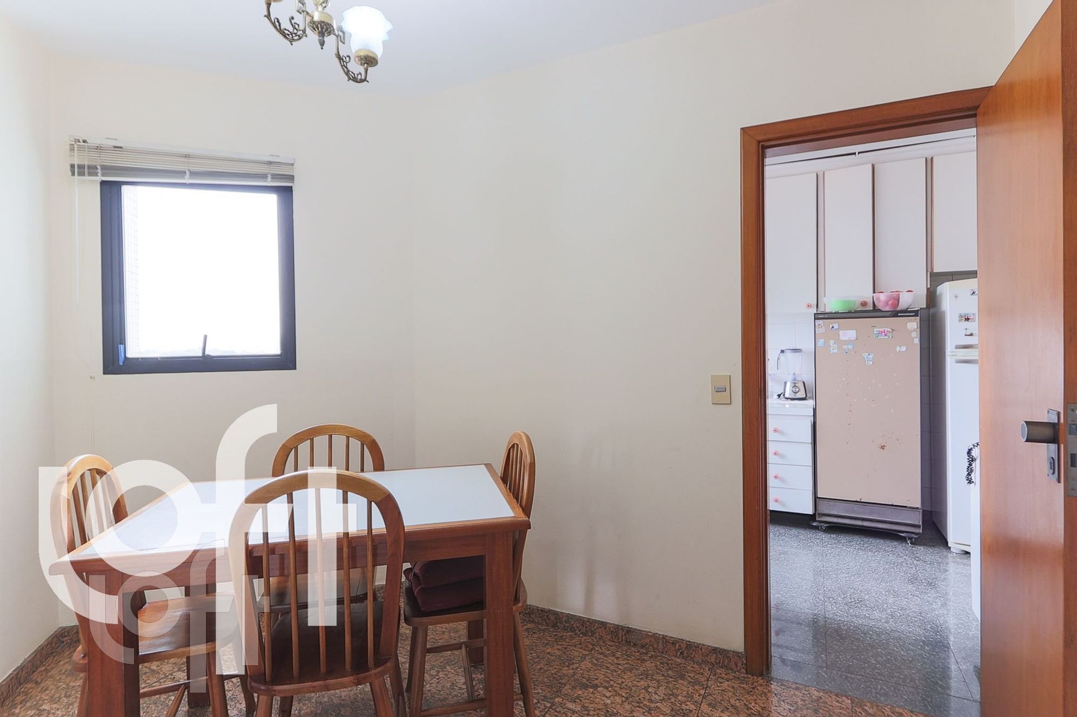 Apartamento à venda com 3 quartos, 186m² - Foto 26