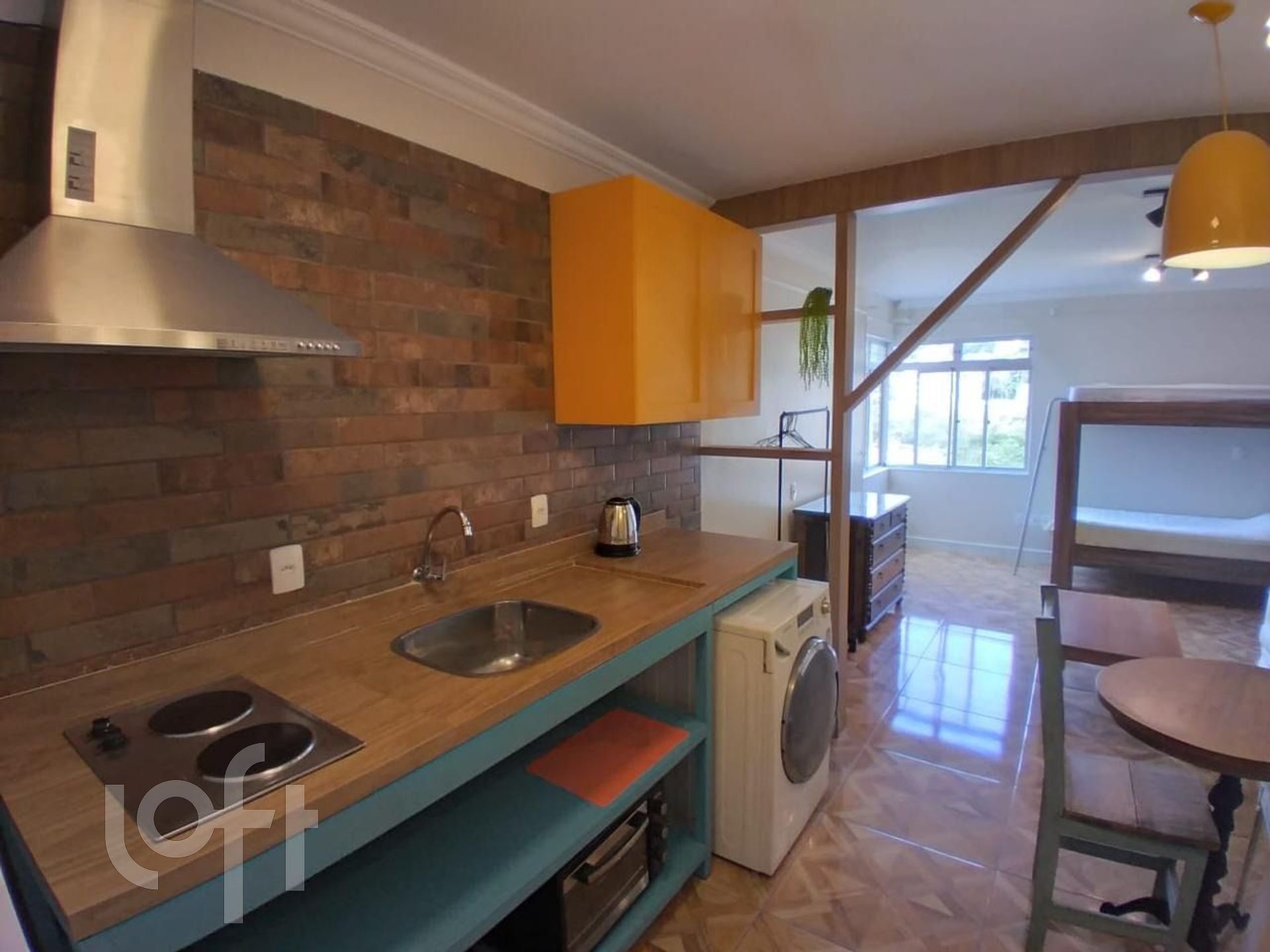 Apartamentos com 30m², 1 quarto, 1 garagem, no bairro Pantanal em Florianópolis