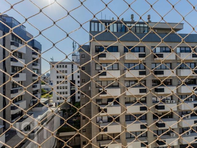 Apartamento com 97m², 3 dormitórios, 1 suíte, 1 vaga, Três Figueiras em Porto Alegre