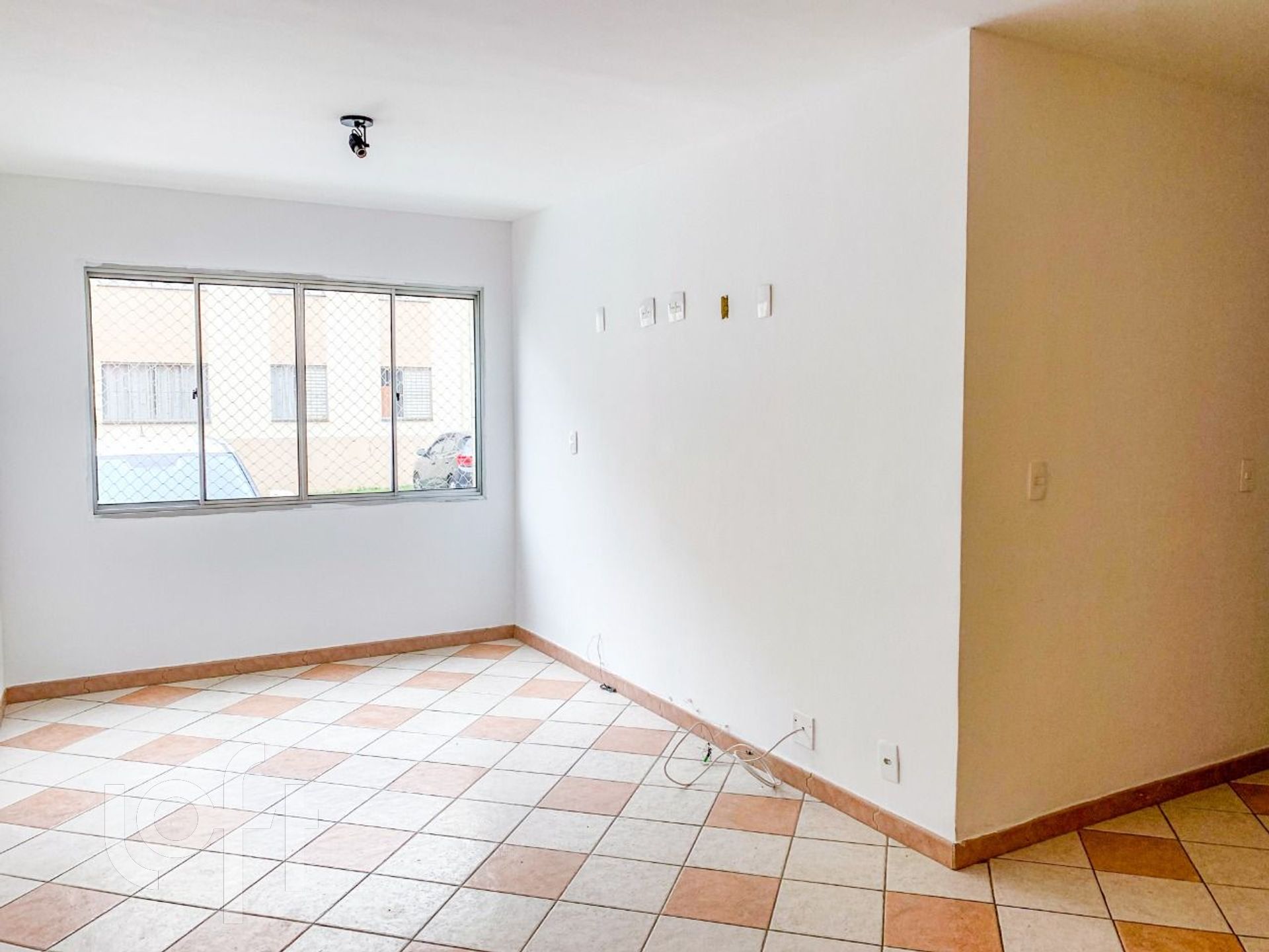 Apartamento à venda com 3 quartos, 69m² - Foto 1